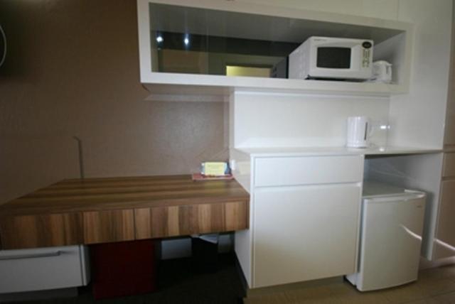 Red Cedars Motel Canberra Rum bild